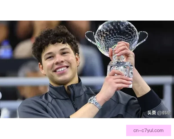 德米纳尔终捧杯谢尔顿逆转称王